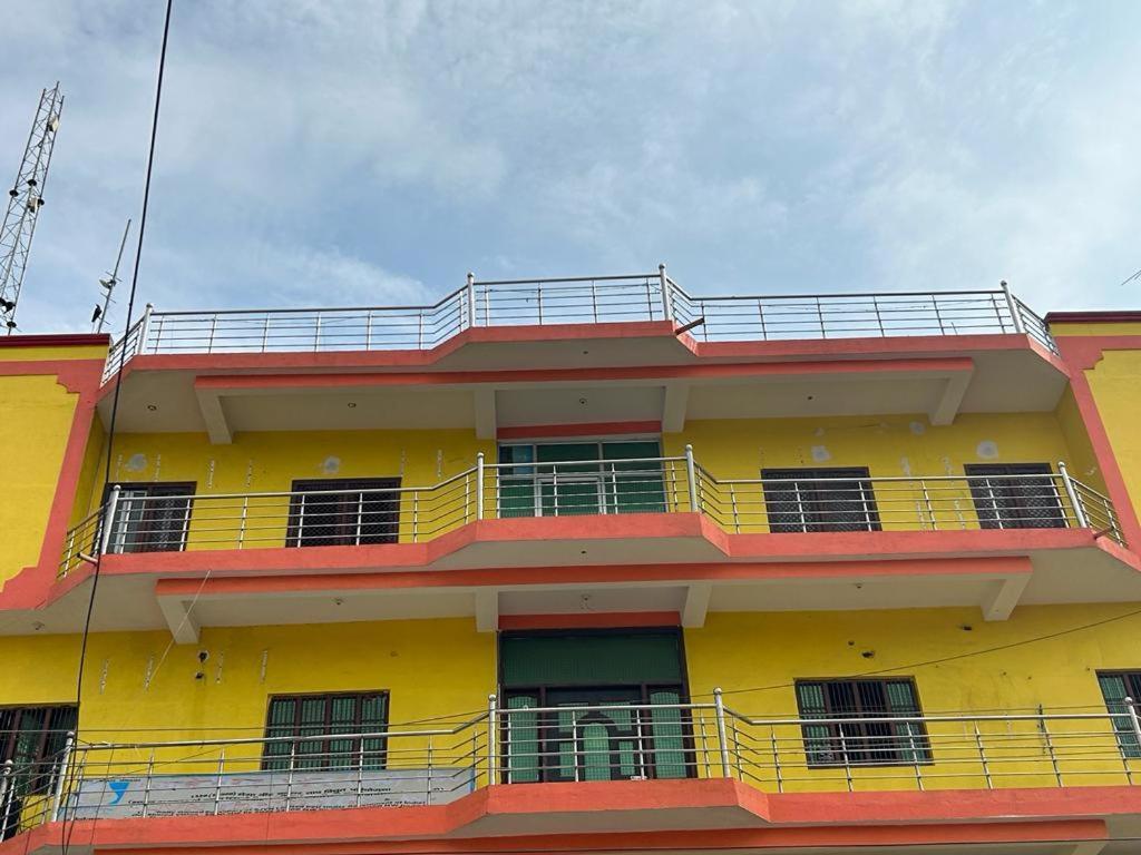 Hotel Shyam Inn Buxar Екстериор снимка